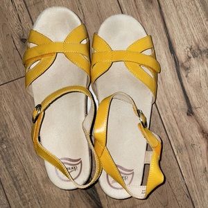 dansko season sandals color mango